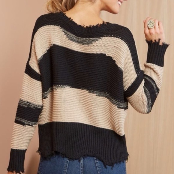 Rag Poets | Black Tan Boxy V-Neck Pullover Sweater, Medium - Picture 4 of 11